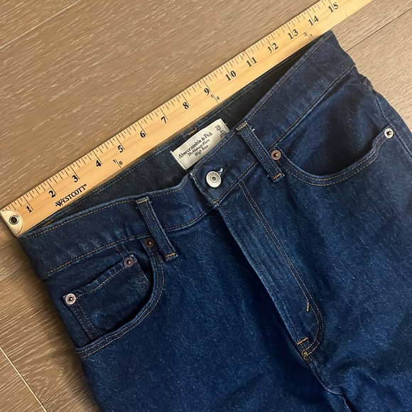 Abercrombie & Fitch The Vintage Flare High Rise size 26/2 short inseam - Picture 6 of 12